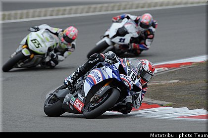 sbk_027_nurburgring_allemagne_2009.jpg