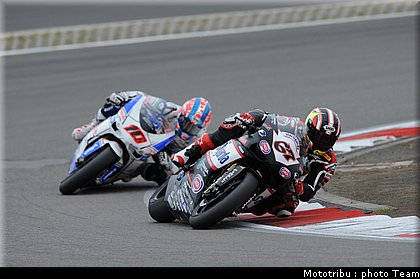 sbk_036_nurburgring_allemagne_2009.jpg