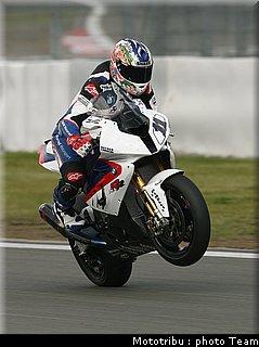 sbk_corser_5_nurburgring_allemagne_2009.jpg