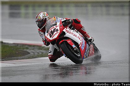 sbk_fabrizio_2_nurburgring_allemagne_2009.jpg