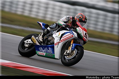 sbk_kyionari_02_nurburgring_allemagne_2009.jpg