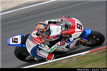 sbk_kyionari_06_nurburgring_allemagne_2009.jpg
