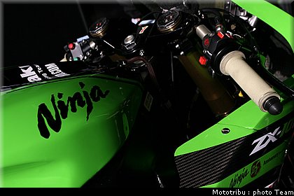 sbk_parkes_07_nurburgring_allemagne_2009.jpg