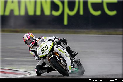 sbk_rea_06_nurburgring_allemagne_2009.jpg