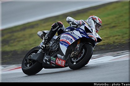 sbk_spies_01_nurburgring_allemagne_2009.jpg