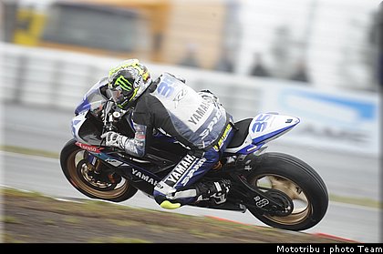 supersport_crutchlow_1_nurburgring_allemagne_2009.jpg