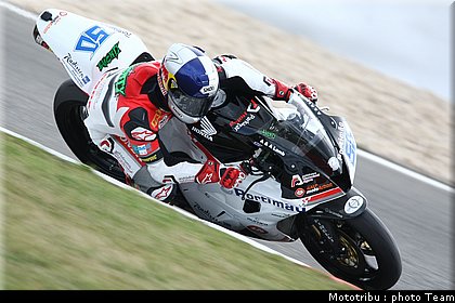 supersport_laverty_05_nurburgring_allemagne_2009.jpg