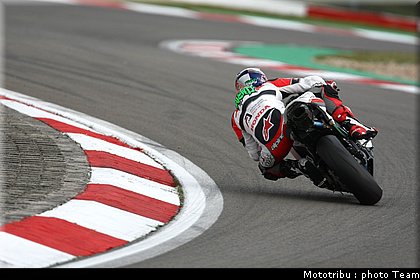 supersport_laverty_06_nurburgring_allemagne_2009.jpg