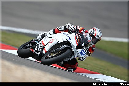supersport_praia_06_nurburgring_allemagne_2009.jpg