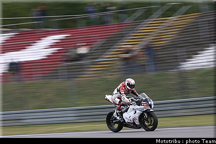 supersport_praia_19_nurburgring_allemagne_2009.jpg