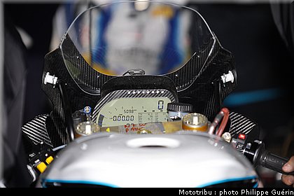 sbk_suzuki.jpg