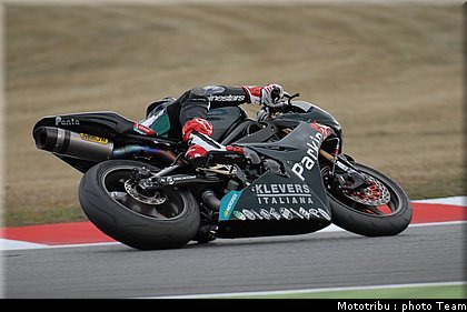 0221_supersport_davies_08_france_2009_0221.jpg