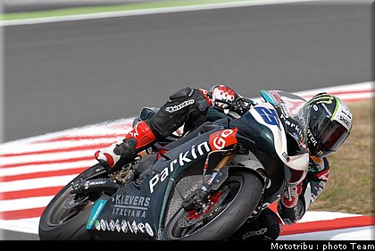 0224_supersport_davies_11_france_2009_0224.jpg