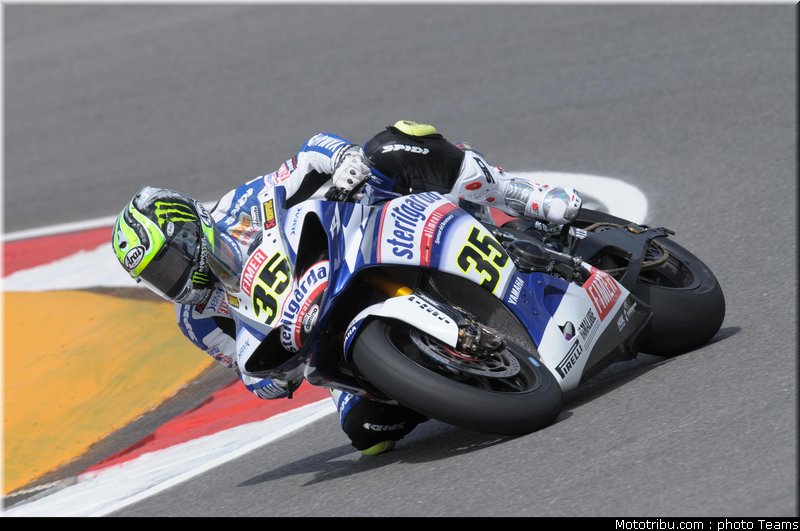 sbk_crutchlow_06_portugal_2010_032