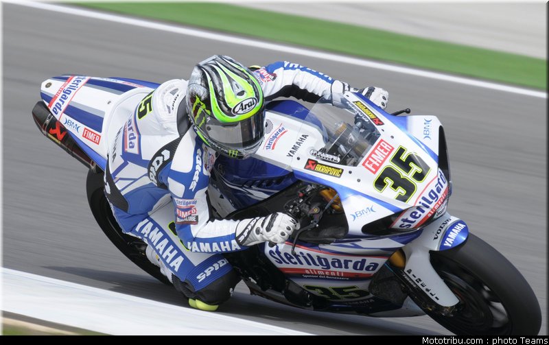 sbk_crutchlow_12_portugal_2010_038