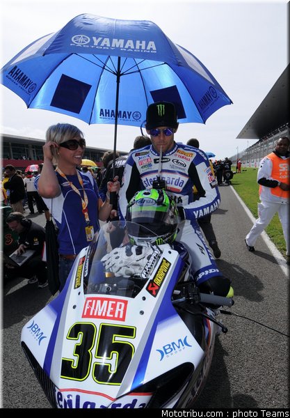 sbk_crutchlow_17_portugal_2010_043