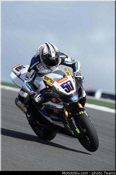 sbk_guintoli_01_portugal_2010_050