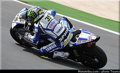 sbk_crutchlow_05_portugal_2010_031.jpg
