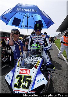 sbk_crutchlow_17_portugal_2010_043.jpg