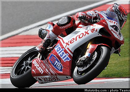 sbk_haga_3_portugal_2010_062.jpg