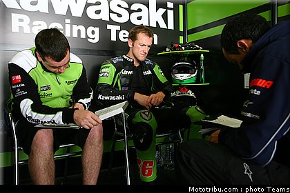 sbk_sykes_11_portugal_2010_125.jpg