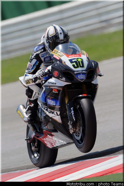 sbk_guintoli_04_sanmarin_2010