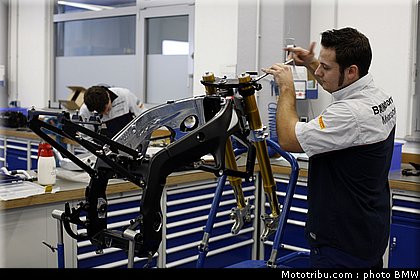 bmw_sbk_team_2010_029.jpg