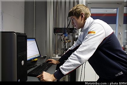bmw_sbk_team_2010_043.jpg