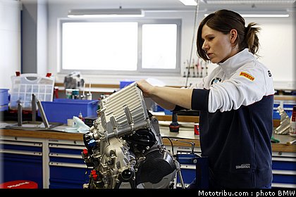 bmw_sbk_team_2010_054.jpg