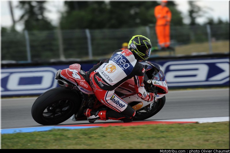 1000stk_baroni_003_republique_tcheque_brno_2011