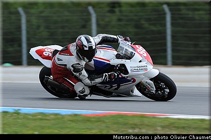 1000stk_beaton_002_republique_tcheque_brno_2011.jpg