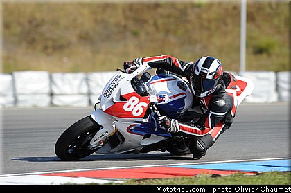 1000stk_beaton_005_republique_tcheque_brno_2011.jpg