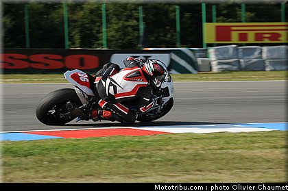 1000stk_beaton_006_republique_tcheque_brno_2011.jpg