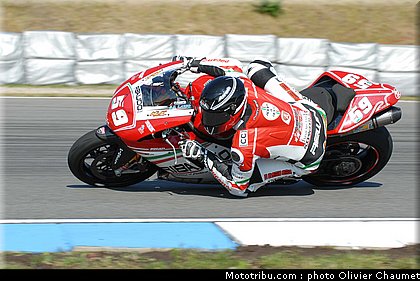 1000stk_canepa_002_republique_tcheque_brno_2011.jpg