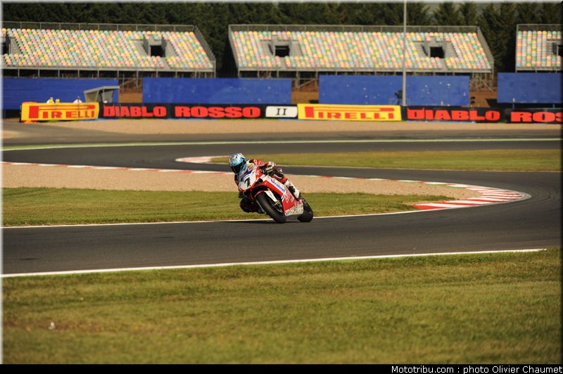 sbk_checa_001_france_magny_cours_2011