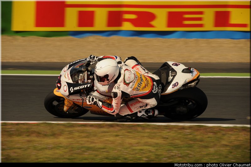 sbk_guintoli_008_france_magny_cours_2011