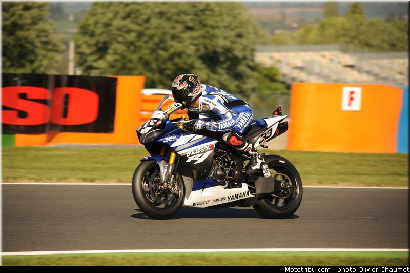 sbk_melandri_002_france_magny_cours_2011