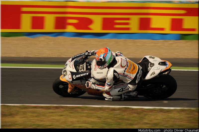 sbk_smrz_008_france_magny_cours_2011