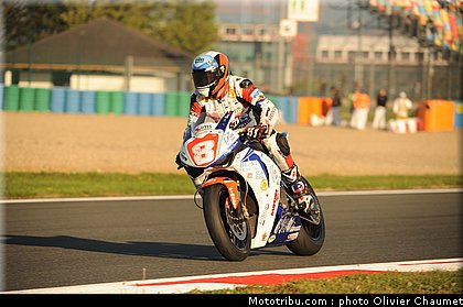 1000stk_antonelli_001_france_magny_cours_2011.jpg