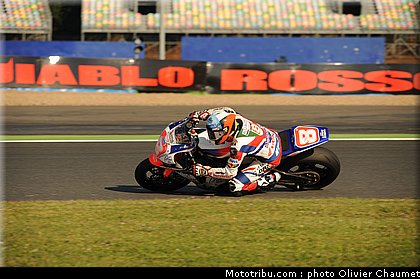 1000stk_antonelli_002_france_magny_cours_2011.jpg