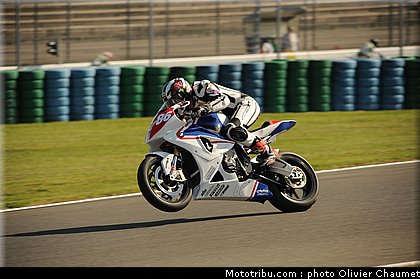 1000stk_beaton_001_france_magny_cours_2011.jpg