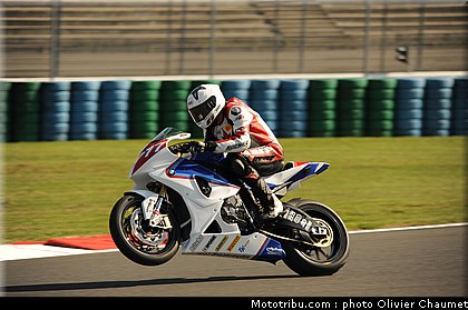 1000stk_mccormick_001_france_magny_cours_2011.jpg