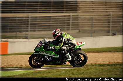 1000stk_staring_003_france_magny_cours_2011.jpg