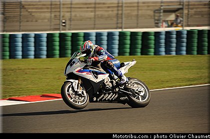 sbk_corser_001_france_magny_cours_2011.jpg