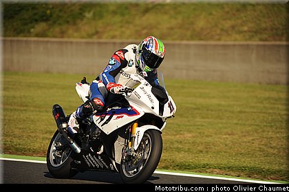 sbk_corser_006_france_magny_cours_2011.jpg