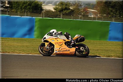 sbk_guintoli_001_france_magny_cours_2011.jpg