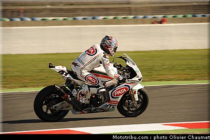 sbk_haga_003_france_magny_cours_2011.jpg