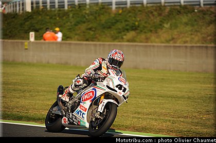 sbk_haga_008_france_magny_cours_2011.jpg