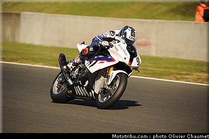 sbk_haslam_004_france_magny_cours_2011.jpg