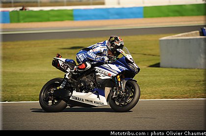 sbk_melandri_003_france_magny_cours_2011.jpg